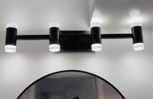 Charming 4BR 4BA Townhouse In Annandale, VA - Foto 24