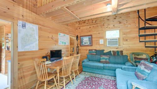 Near Snowmobiling Secluded Harmony Cabin with Deck! - Foto 4