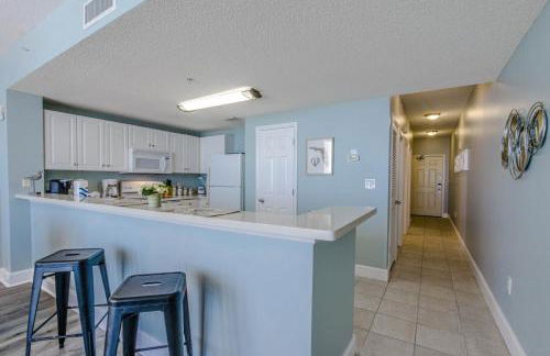 Majestic Beach Resort #1613-1 by Book That Condo - Foto 24