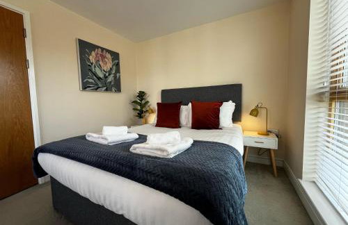 Three Bedroom Townhouse with Parking - Foto 11