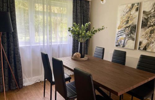 Luxury 2 Bedroom Norfolk Retreat-Private Hot Tub - Foto 4