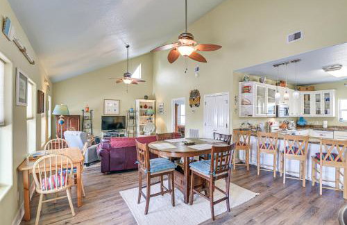 Steps to Crystal Beach! Family and Pet-Friendly Home - Foto 12