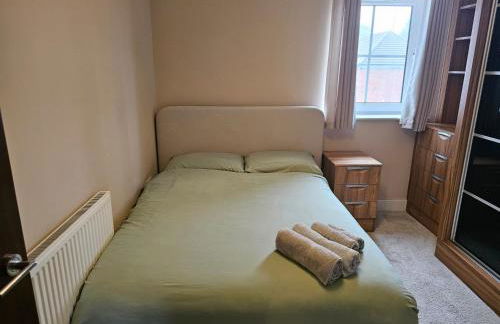 Spacious 2-bedroom Flat, Edgware London - Foto 9