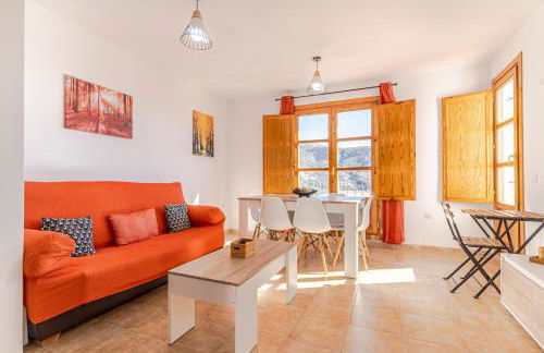 RentitSpain - Picena - Casa Picena Terraza y Senderismo en la Montaña - Photo 38