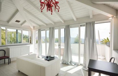 Exceptional Villa with Sea View, Pool & Privacy - Foto 24