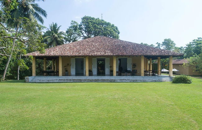 Historically Important Architecturally Stunning Hilltop Villa - Photo 11