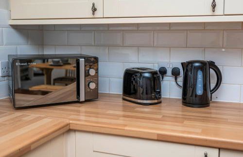 Stunning Spacious Home - Parking - Garden - Sleeps 6 - Foto 16