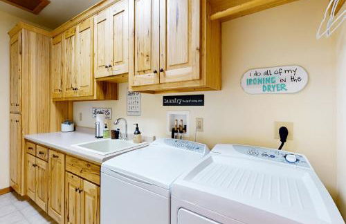 Copperwood Condominiums #10 - Photo 25