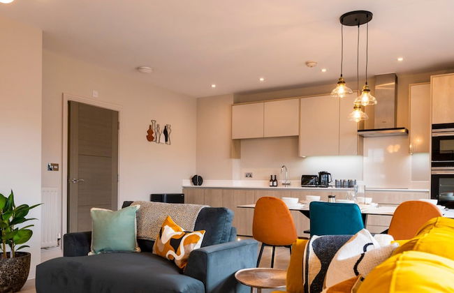 Super Vibrant 2 Bedroom With Parking - Foto 11