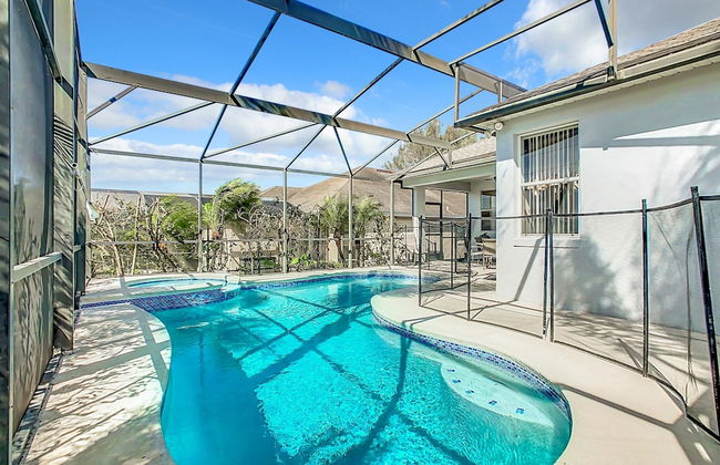 Elegant 5BR Home w Private Pool Spa Near Disney - Foto 54