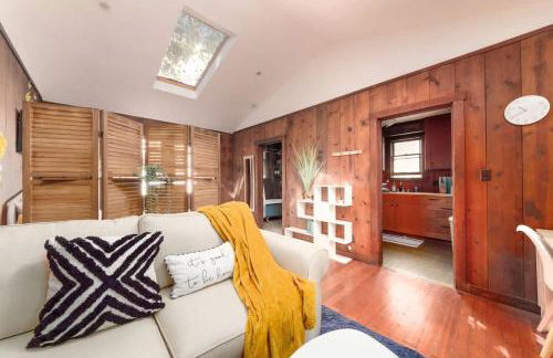 Charming Garden Cottage & Walk to UC & BART & Parking - Photo 13