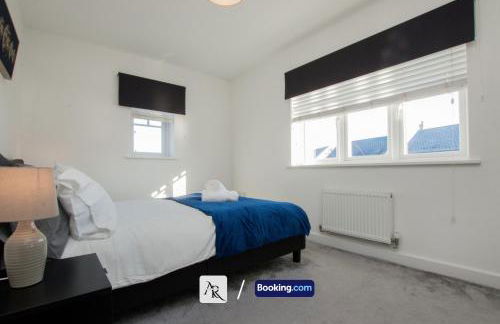 2 Bedroom House By AR Properties Short Lets & Serviced Accommodation Colchester with Garden - Foto 17