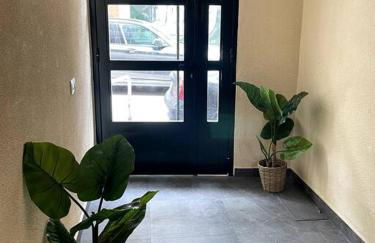 Cozy 2 bedroom apartment with patio - Photo 22