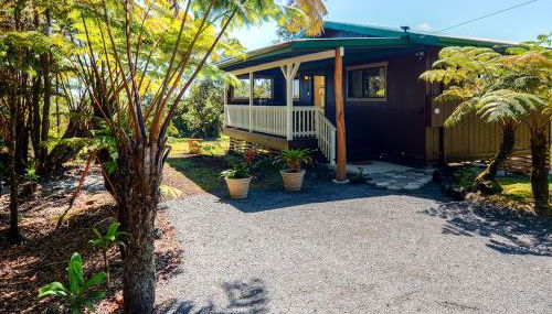 Fern Cottage Island Escape with Rainforest View! - Photo 1