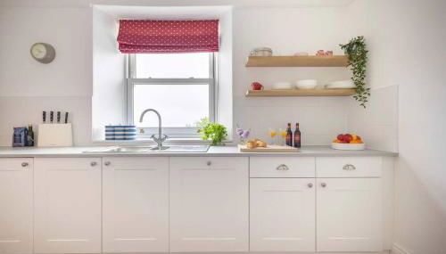 Seaside Holiday Cottage Near Beach - Foto 3