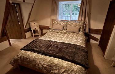 Beautiful Cottage opposite Hedingham Castle! - Photo 13