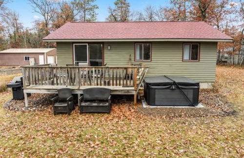 Cute Whitefish Cabin with Hot tub - Foto 47