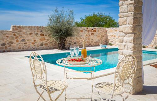 Villa Cavalleria Rusticana with heated pool and vineyard - Photo 39