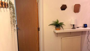 2 bedroom 2 bathroom ground floor apartment in central location - Foto 5