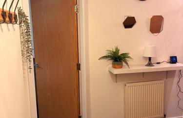 2 bedroom 2 bathroom ground floor apartment in central location - Foto 5
