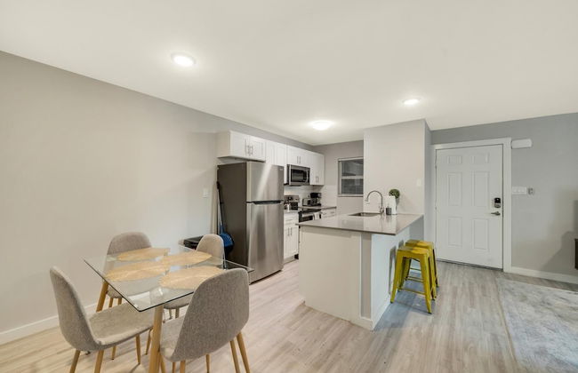 Modern 2BR Near UT Hyde Park Evonify - Foto 5