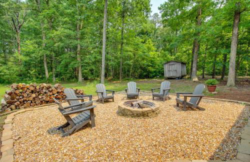 13 Mi to Guntersville Lake Henagar Gem with Hot Tub - Foto 2