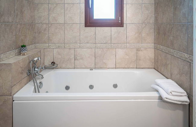 Classic Villa - Photo 46