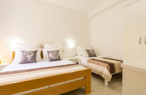 Babara beautiful setting right on beach with modern facilities - Foto 5