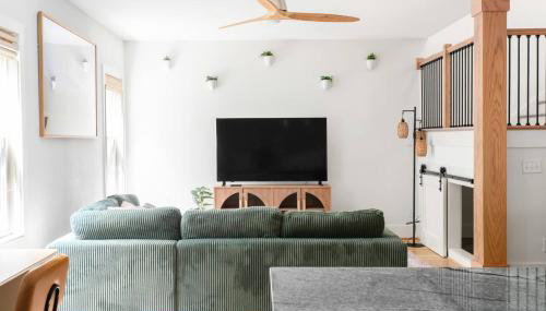 Peaceful & Spacious Modern Home - Lake Views! - Foto 2, Other