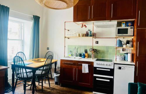 Historic Apartment near the Castle, 5 min from train station - Foto 9