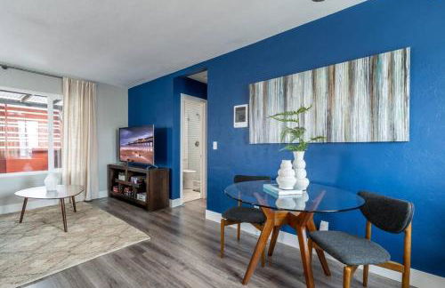 PORCHLIGHT HOME Central San Diego FREE parking - Foto 11