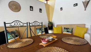 Villa privada con jardín,2 dormitorios - Foto 3