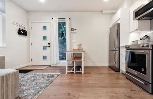 Travelers Dream, Walk to Space Needle, Firepit, cornhole - Foto 18