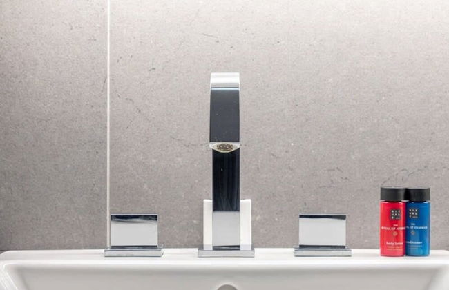 Modern Apartment at the Beach With Parking - Foto 24