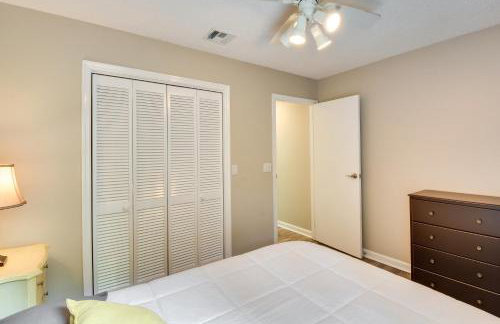 Walk to Lake Keowee Salem Townhome with Deck - Foto 16