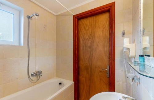 Kosmos Hotel - Foto 12