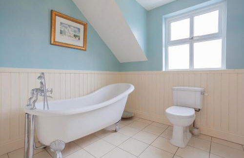 Beautiful mountain views & private hot tub - Foto 38