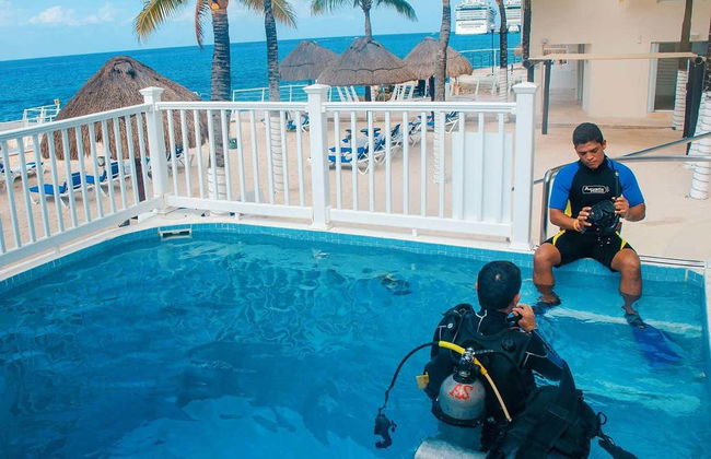 Scuba Diving in Cozumel - Photo 2