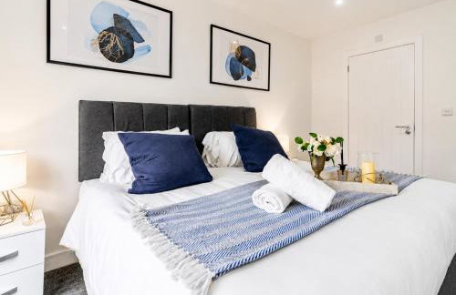 Bridge Court by Sterling Edge - Stylish 1-Bed Apartments with Balcony or Private Garden and Free Onsite Parking - Foto 3