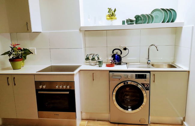 Urban Oasis ApartHotel - Photo 16