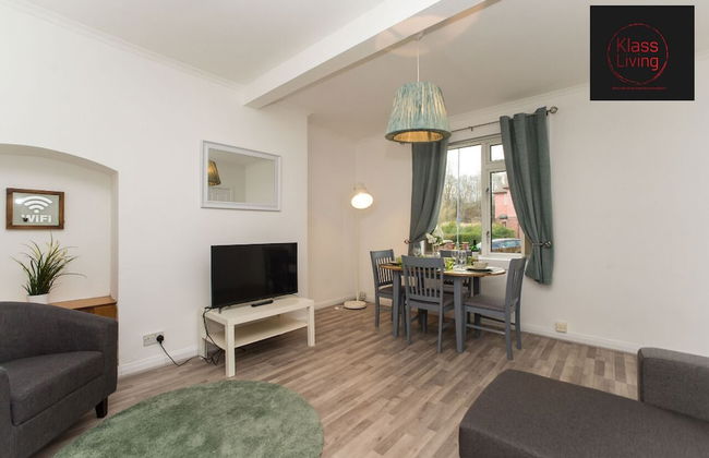 Two Bedroom House by Klass Living Serviced Accommodation Hamilton - Kenmar House With Parking & WiFi - Foto 13