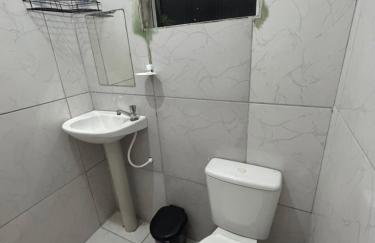 Casa com ar condicionado e churrasqueira próx Praia - Foto 15