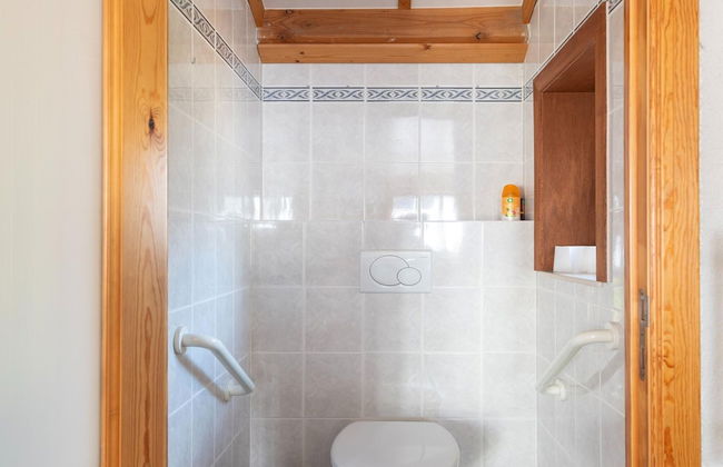 Holiday Home Near Marina With Pool - Photo 11