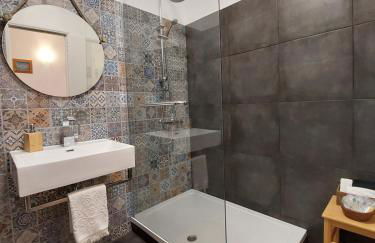 Casa dos Sorrisos - 3 bedroom apartment, terrace, barbecue, AC, Wifi, beach - Foto 5