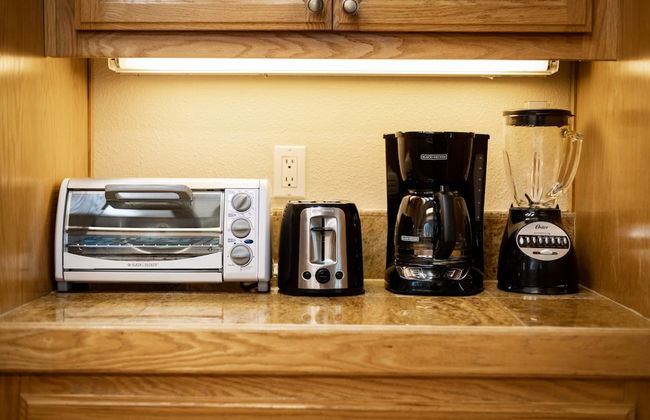 Montgomery Estates Bliss - Hot Tub, Pets, Family Fun! - Foto 23