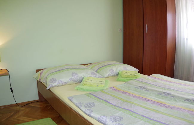 Peaceful Villa in Jursici With Private Pool - Foto 5