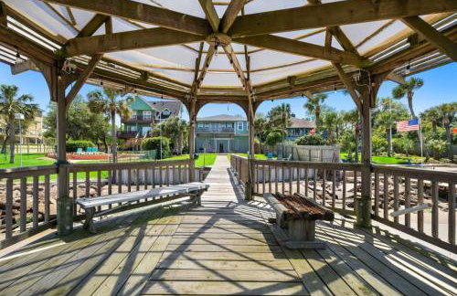 Bayfront Home with Private Pool, Pier, and Firepit - Foto 35