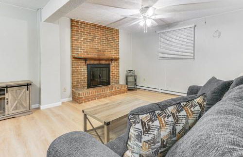 4 Mi to Penn State Suburban Happy Valley Home - Foto 17