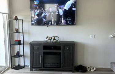 Cozy Home 20 Mins from DTLA - Foto 5