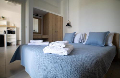 Kotinos Luxury Suites - Photo 36